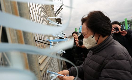 "축구를 좋아하던 내 아들, 보고싶다"