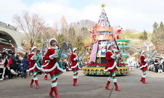 하루 앞으로 다가온 크리스마스