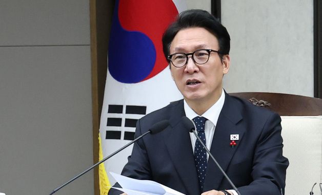 자살예방 관계장관회의 발언하는 김민석 국무총리