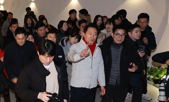 크리스마스 맞이 '한강 플플' 현장방문한 오세훈 시장