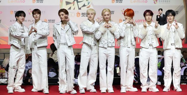 스트레이키즈, 순백의 왕자님들