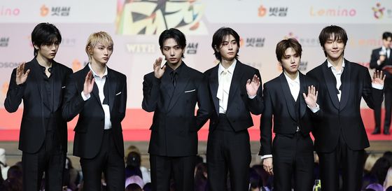 보이넥스트도어, 완벽한 수트핏