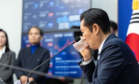 정청래 "김병기 논란 사과…본인 정리된 입장 곧 발표할 것"