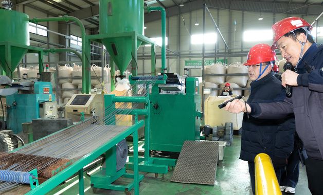 김성환 장관, 플라스틱 자원순환 현장 점검