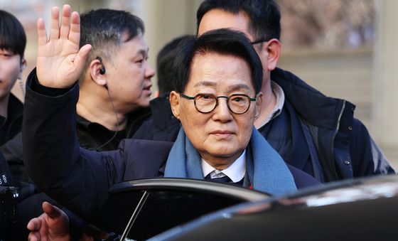 '서해피격 은폐' 文안보라인 서훈·박지원·서욱 등 전원 무죄