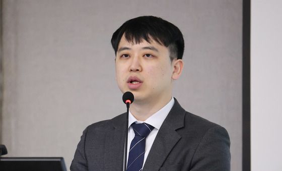 인사말 하는 한성존 대전협 회장