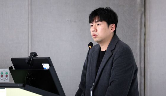 발제하는 송보근 대한전공의협의회 수련이사