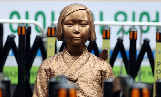 '위안부 합의' 10년…한일, 훈풍 불지만 과거사 문제는 여전히 제자리