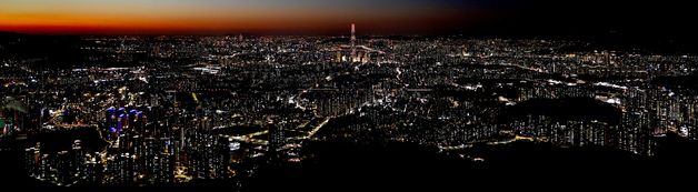 [아듀 2025] 어둠속에 빛나는 대한민국 서울