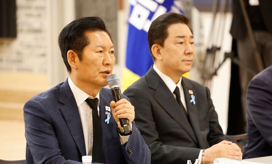 정청래 대표, 무안 현장 최고위원회의