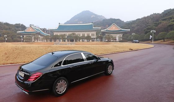 이재명 대통령, 청와대 첫 출근