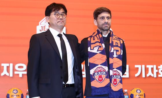 제주SK FC 신임 사령탑에 세르지우 코스타 감독