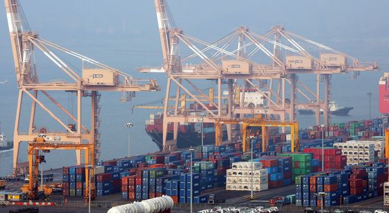 한국 수출, 사상 최초 7000억 달러 돌파…세계 6번째