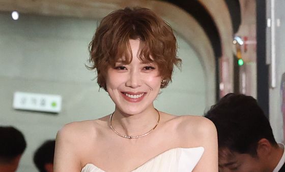 한껏 꾸민 장도연