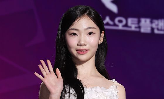 김태연, 어린 애순이의 손인사
