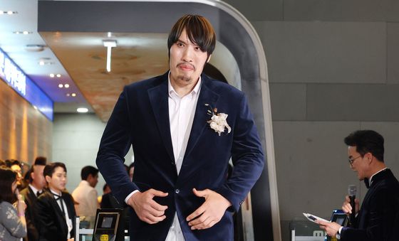 최홍만, 신인상 받으러 왔어요