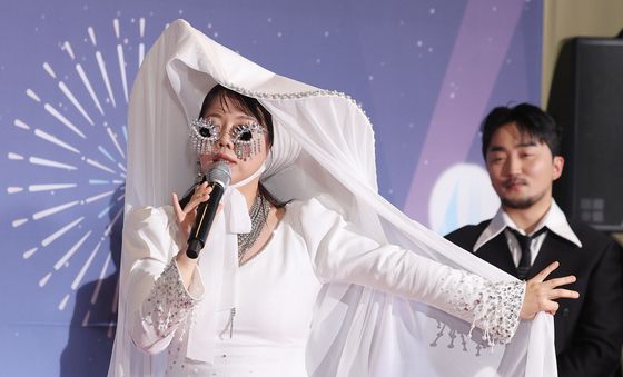 홍현희, 18kg 감량 기념 웃음벨