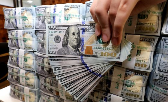 3년 3개월 만에 최대 규모, 외환보유액 6개월 연속 증가