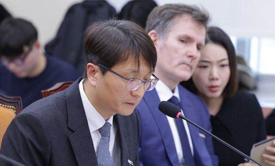 인사하는 박대준 쿠팡 대표