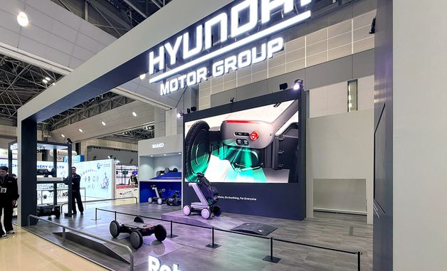 현대차·기아, 차세대 모빌리티 로봇 플랫폼 '모베드' 양산형 모델 첫 공개