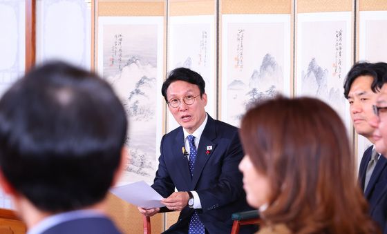 응급환자 이송체계 개선 토론회서 발언하는 김민석 총리