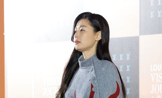 전지현, 강추위에 덜덜덜