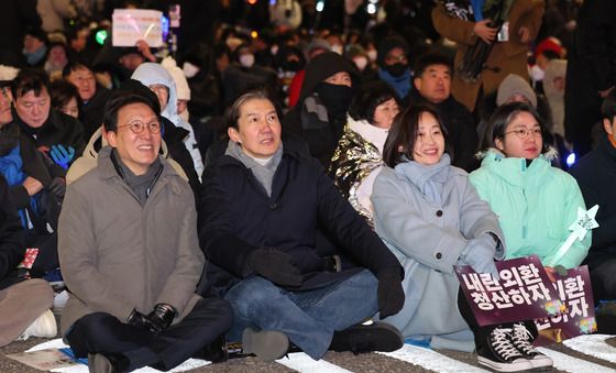 시민대행진 참석한 총리와 야당 대표들
