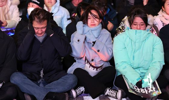 추위와 맞서는 야당대표들