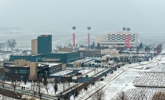 北 용강군 병원·공장 준공식 진행…지방발전 기쁨으로 빛나는 용강군