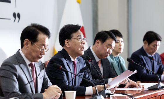 국민의힘 원내대책회의 주재하는 송언석