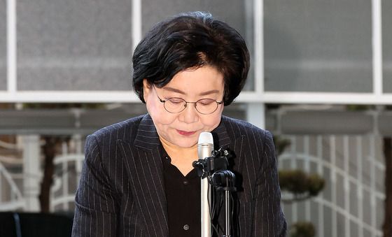 '비상계엄 발언' 사과하는 이혜훈 후보자