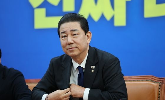 사퇴 입장 밝힌 김병기 원내대표
