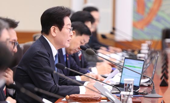 올해 마지막 국무회의 발언하는 이재명 대통령
