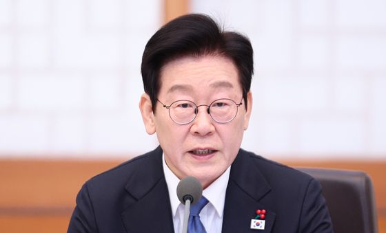 국무회의 발언하는 이재명 대통령