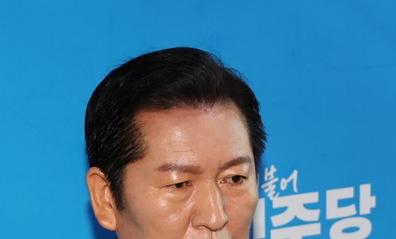 김병기 원내대표 사퇴 관련 발언하는 정청래 대표