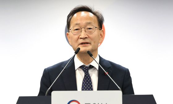 통일부, '오늘부터 신청 절차 없이 북한 노동신문 열람 가능'