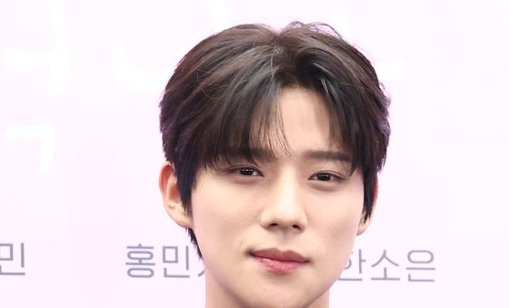 문상민, 차세대 문짝 남친