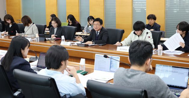 대학 등록금 관련 발언하는 최교진 장관