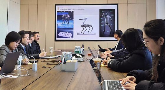 中 로봇 기업 갤봇 찾은 여한구 본부장