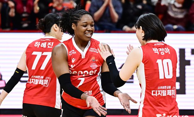 페퍼저축은행, GS 꺾고 9연패 탈출