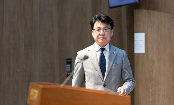 원내대표 도전하는 진성준 민주당 의원