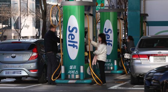 12월 소비자물가 2.3% 상승…고환율에 석유류 '껑충'