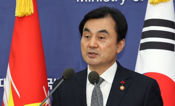 안규백 장관 '해병재 준4군 체제로 개편'