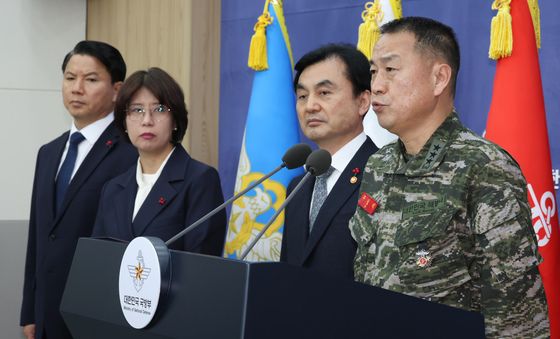 국방부 '준4군 체제로 해병대 개편'