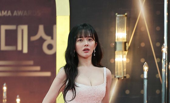 정지소, 순백의 여신