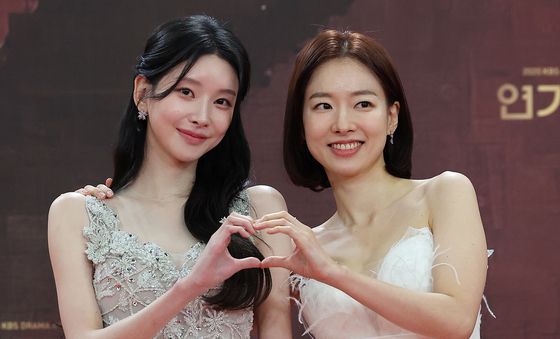 이시아·이효나, 사랑스러운 미소