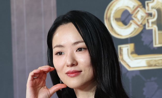 전여빈, 매혹적인 자태