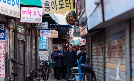 오세훈 시장, '종묘 경관 훼손 논란' 세운지구 현장 방문