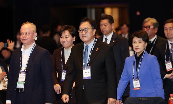 월드푸드테크 2025 포럼 개막식 참석하는 우원식 의장