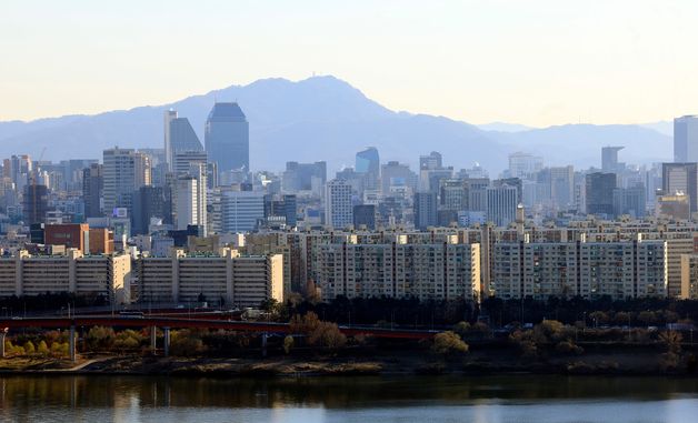 정부, 강남4구·마용성 아파트 증여 2077건 전수 검증